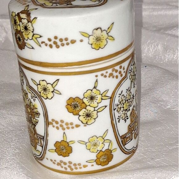 A Gold Imari Lidded Jar Vintage Hand Painted Trinket Box Japanese Porcelain - Picture 3 of 13